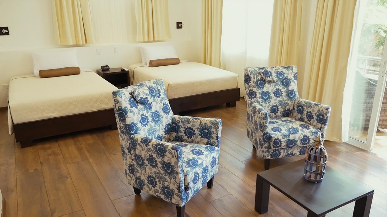 Ikala Galapagos Hotel ปูแอร์โตอาโยรา ภายนอก รูปภาพ