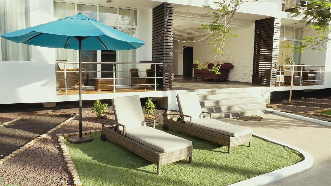 Ikala Galapagos Hotel ปูแอร์โตอาโยรา ภายนอก รูปภาพ